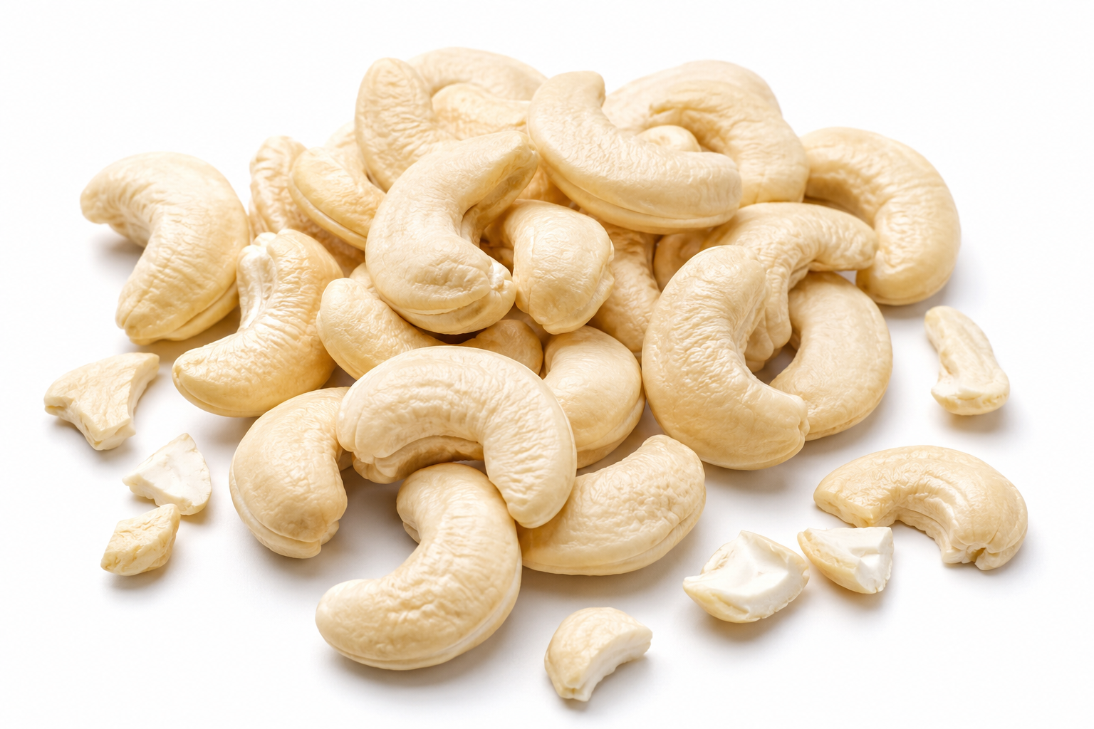 Raw cashew nuts